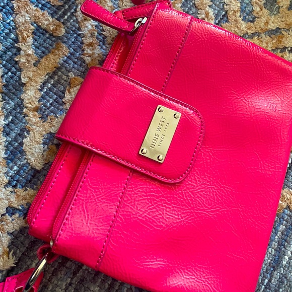 Nine West Handbags - Nine West Hot Pink Shoulder Purse